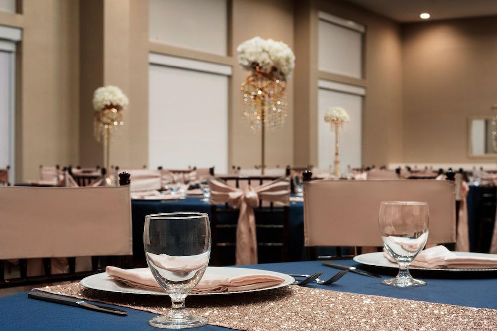 Hilton Garden Inn Houston-Baytown Eksteriør billede