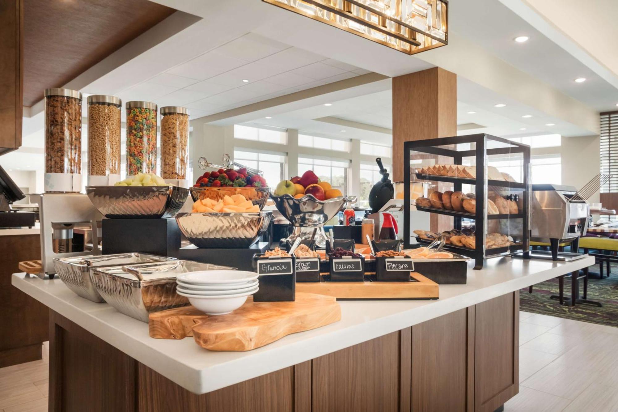 Hilton Garden Inn Houston-Baytown Eksteriør billede